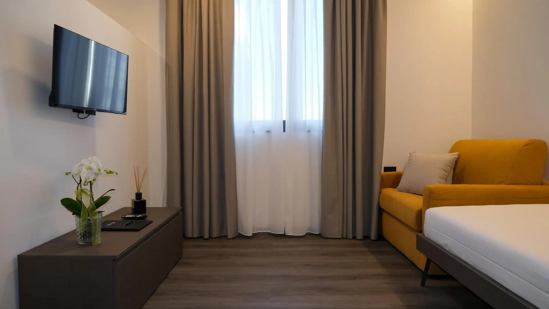 Emerald Green Residence Caldiero 0*,  Italy