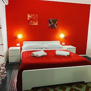 https://antica-dimora-maravigna.catania-hotels.net